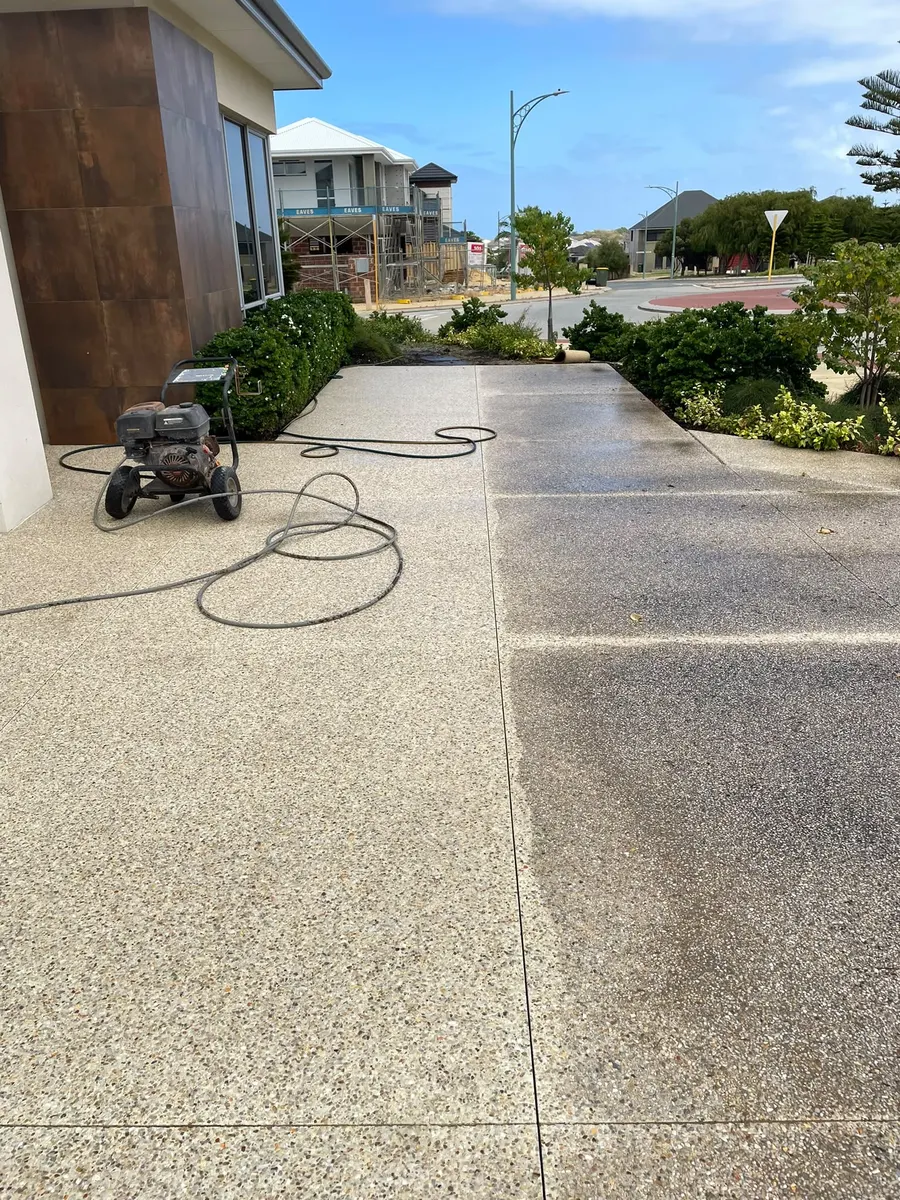 Exposed aggregate driveway by JB Grind & Coatings, Perth